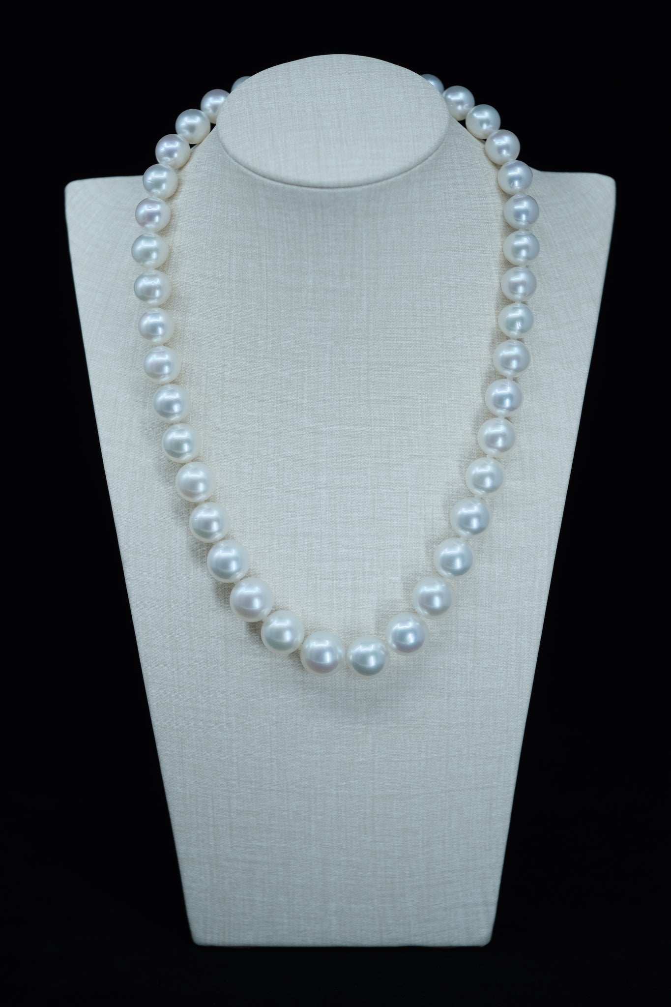 NOBLE  10-13.5mm White South Sea Round Pearl Necklace – Rose Du Temps